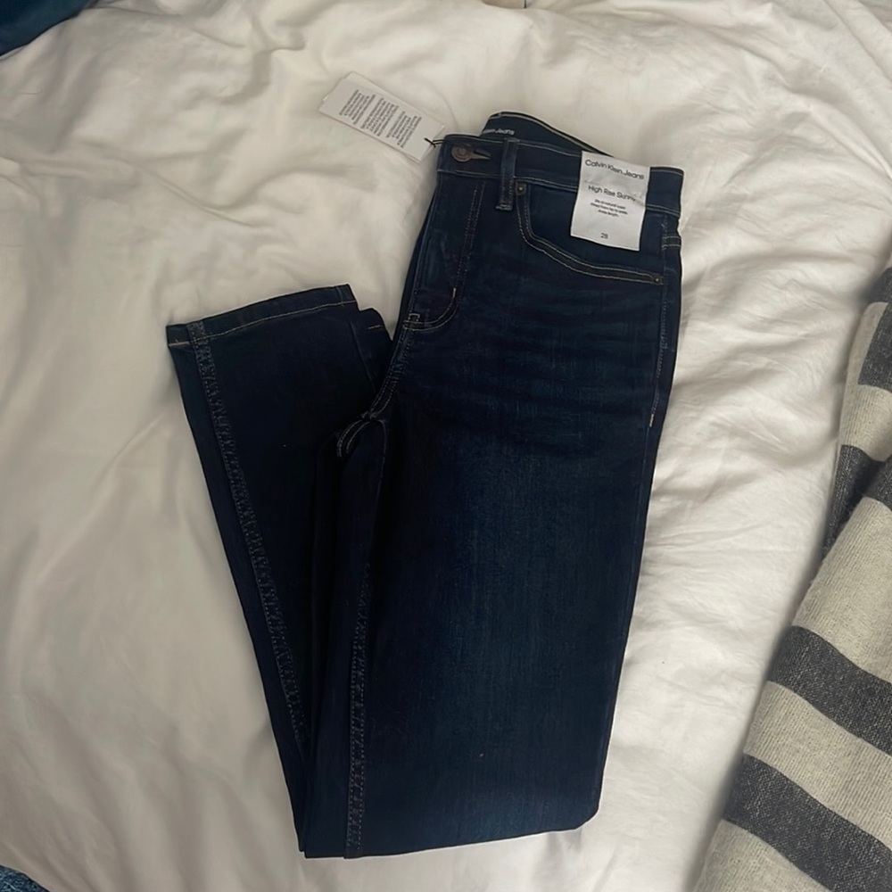 Calvin Klein skinny jeans size 28 NWT
